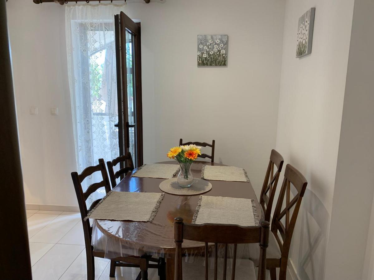 Puntizela-Patty Apartment Pula Ngoại thất bức ảnh