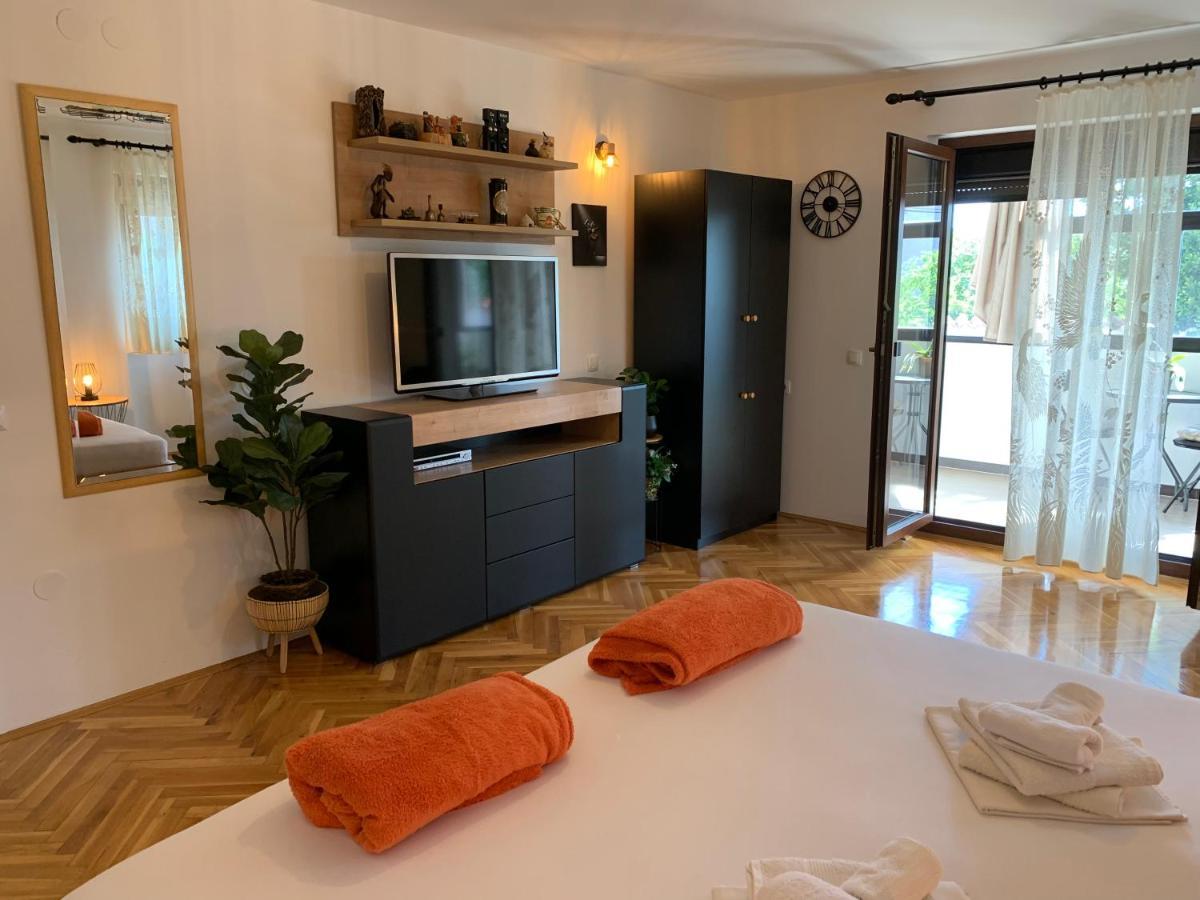 Puntizela-Patty Apartment Pula Ngoại thất bức ảnh